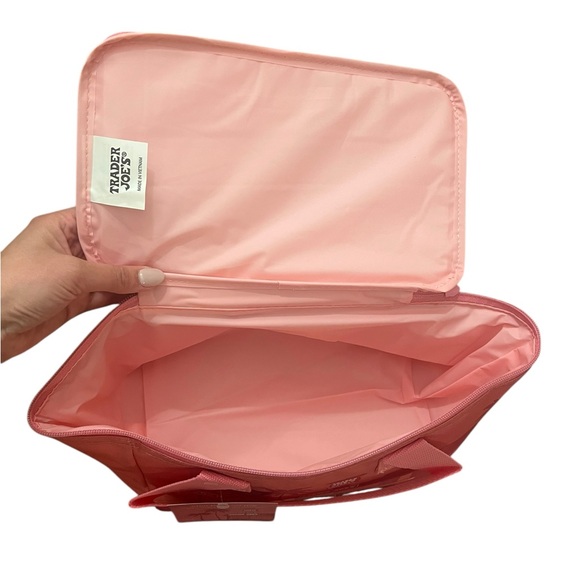 Pink & Lavender Trader Joe’s Insulated Cooler Lunch Bags (LIMITED EDITION) - Picture 3 of 13